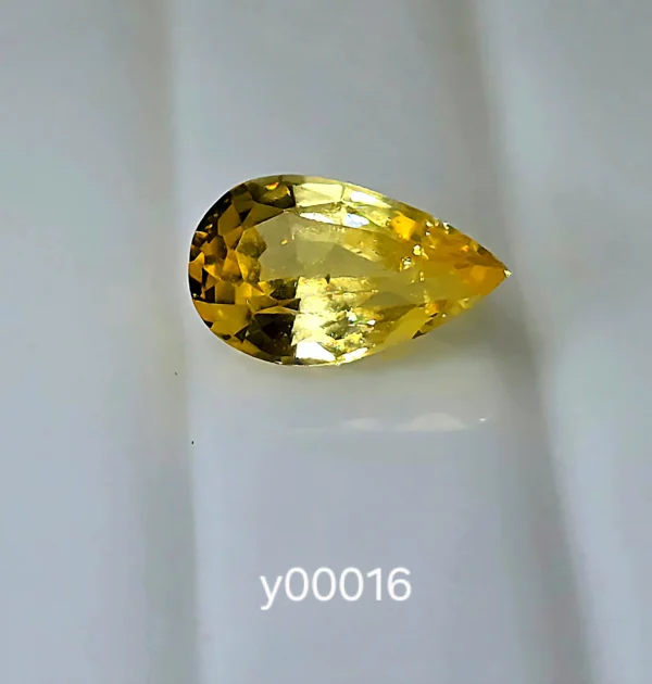 Blu Ceylon Yellow Sapphire
