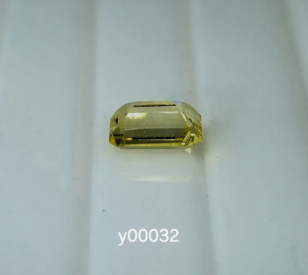 Blu Ceylon Yellow Sapphire